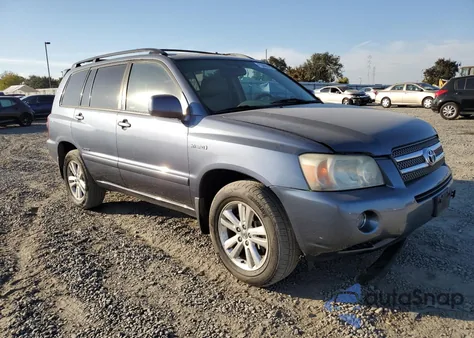 2006 Toyota Highlander Hybrid z USA, uszkodzony, nr VIN JTEEW21A660019082